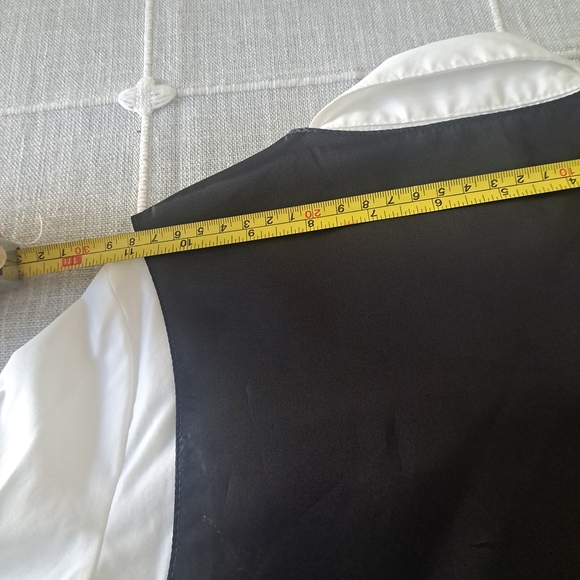 Boy’s Formal Outfit Size Small (5–6) - Picture 4 of 9